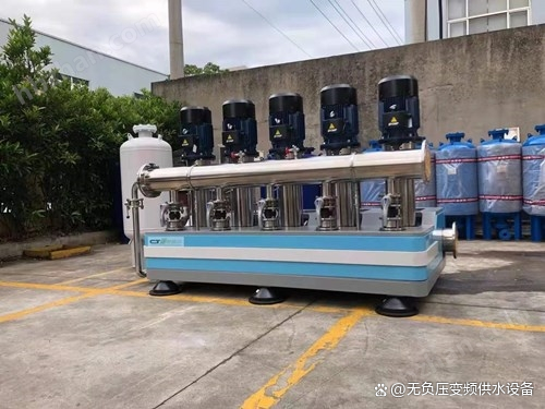 三腔式无负压变频供水设备产品概述